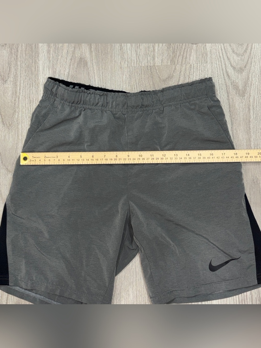 Nike Dri-FIT Athletic Shorts Mens Small Gray Black Training Gym - Picture 8 of 11